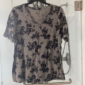 Cute Lane Bryant Blue / Grey Floral V Neck Tee